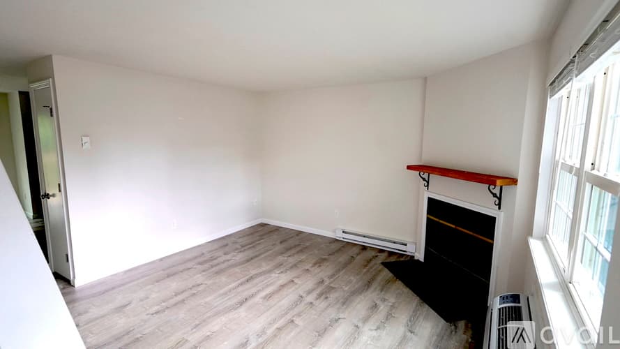 Mansfield Apartment: 64 Crystal Ln