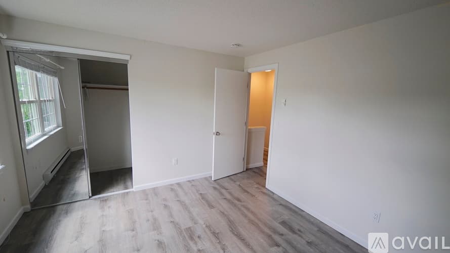 Mansfield Apartment: 64 Crystal Ln