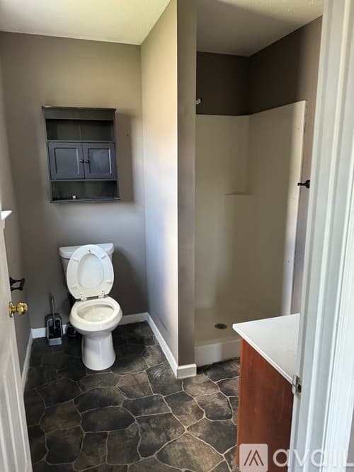 Cleveland House: 2107 Century Avenue Southeast