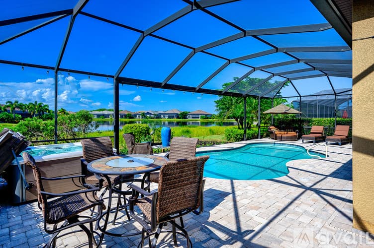 Estero House: 14024 Hawks Eye Court