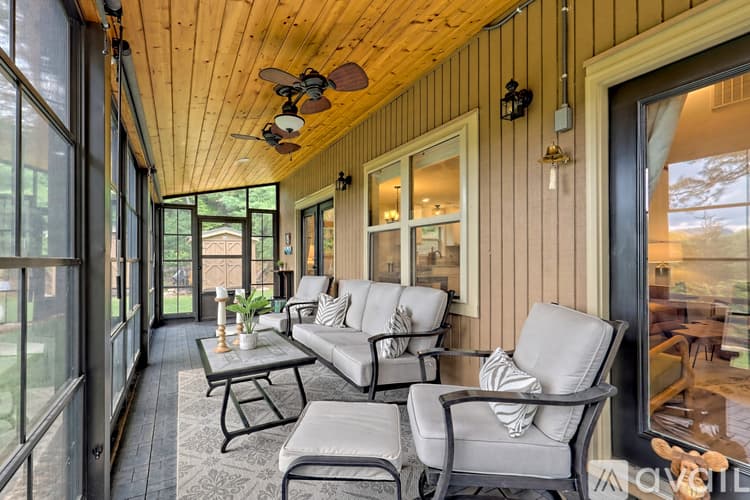 Clayton House: 112 John English Dr