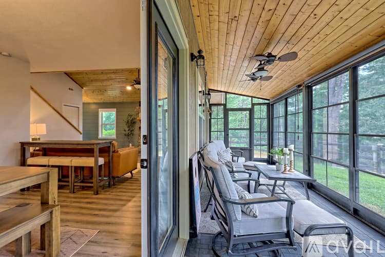 Clayton House: 112 John English Dr