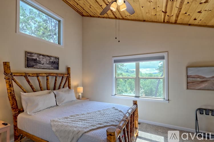 Clayton House: 112 John English Dr