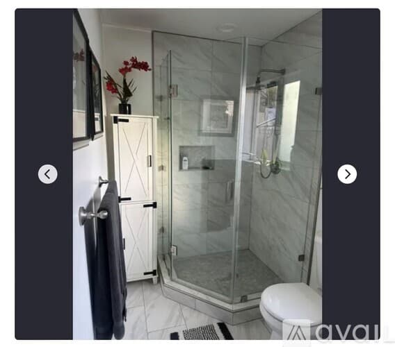 South Gate House: 8683 San Luis Avenue