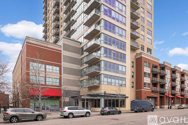 Minneapolis Apartment: 929 Portland Ave