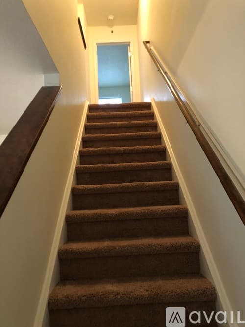 Waterford Townhome: 34 Circuit Street