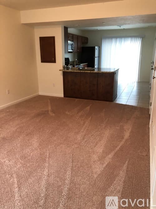 Waterford Townhome: 34 Circuit Street