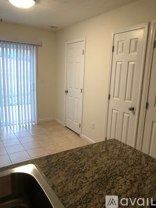 Waterford Townhome: 34 Circuit Street