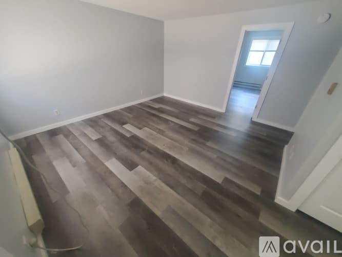 La Crosse Apartment: 1014 Pine St
