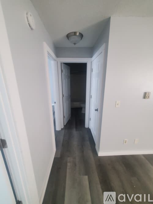 La Crosse Apartment: 1014 Pine St