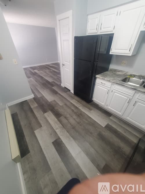 La Crosse Apartment: 1014 Pine St