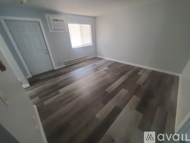 La Crosse Apartment: 1014 Pine St
