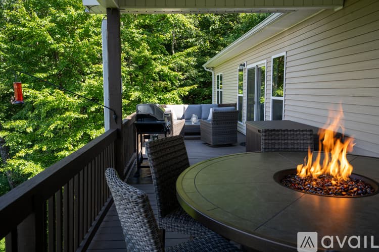 Clayton House: 399 Orchid Trl