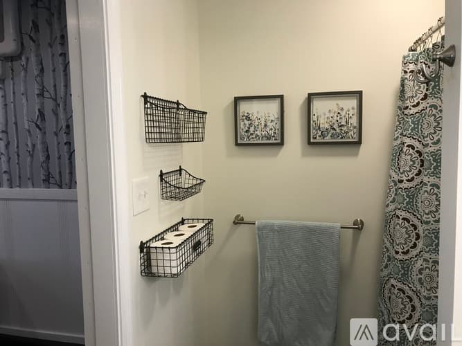 Ellsworth Apartment: 95 Main St