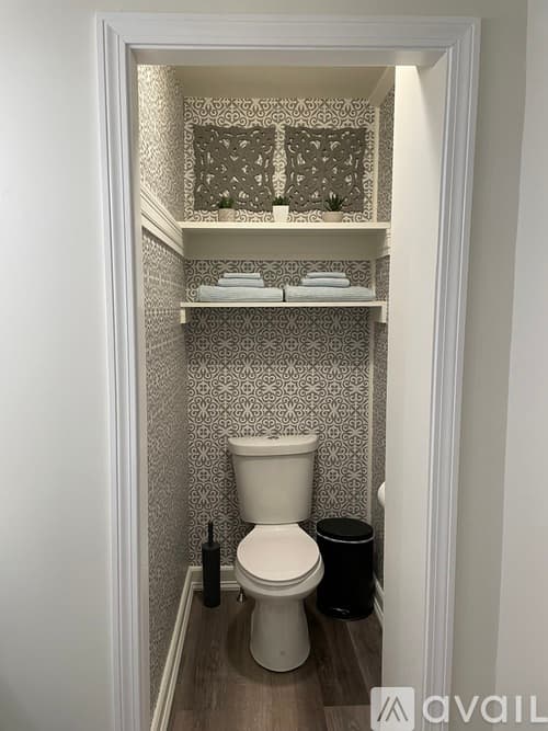 Ellsworth Apartment: 95 Main St