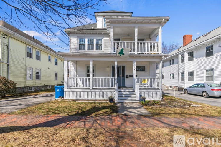 Portland Apartment: 105 Dartmouth Street
