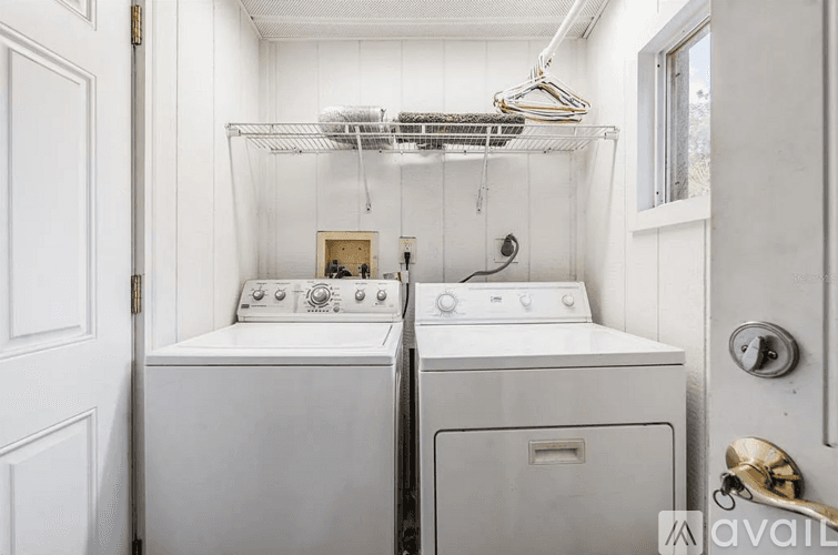 Seminole House: 9372 88th Way North Unit 2