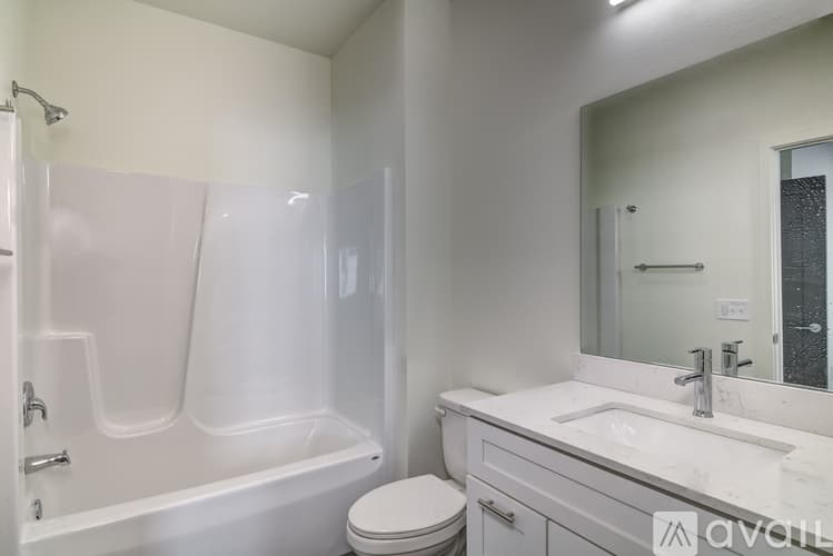 Eau Claire Townhome: 3241 Fairfax St