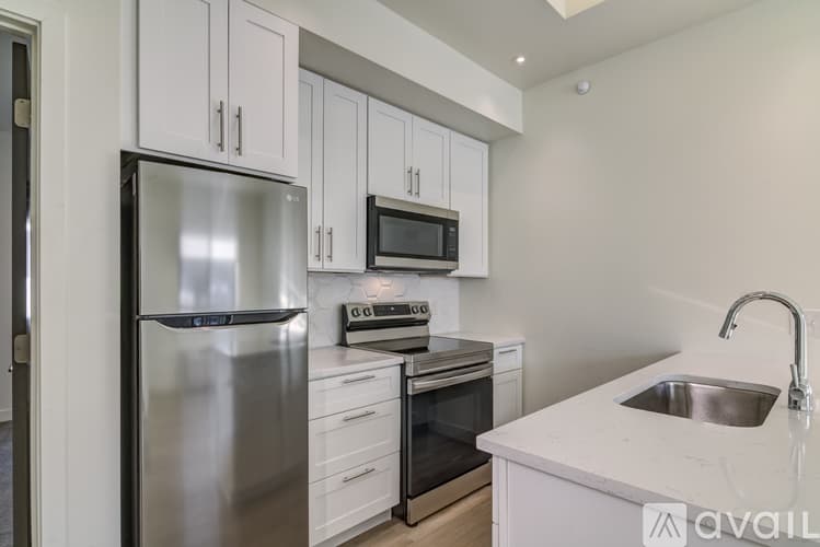 Eau Claire Townhome: 3241 Fairfax St