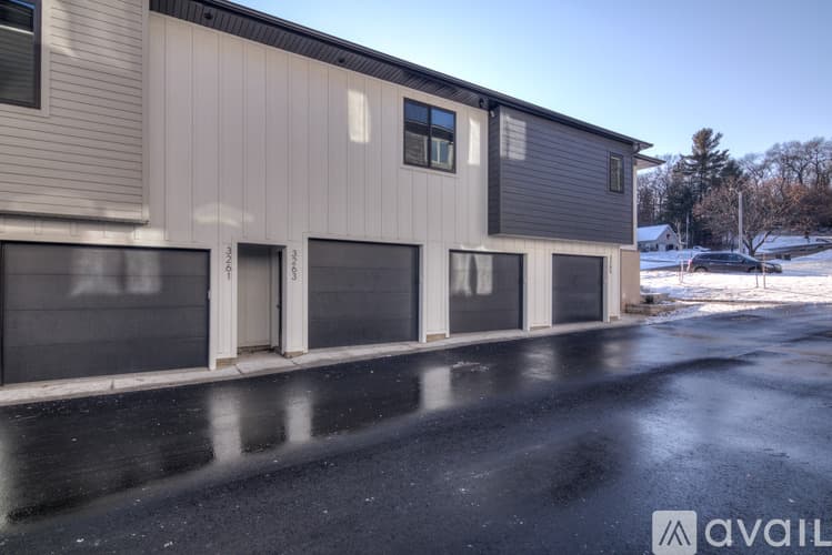 Eau Claire Townhome: 3241 Fairfax St
