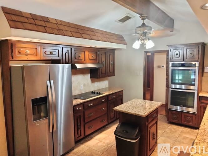 Colleyville House: 3704 San Bar Lane
