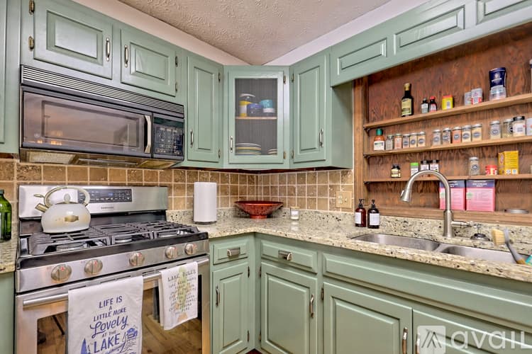 Clayton House: 2057 GA 197