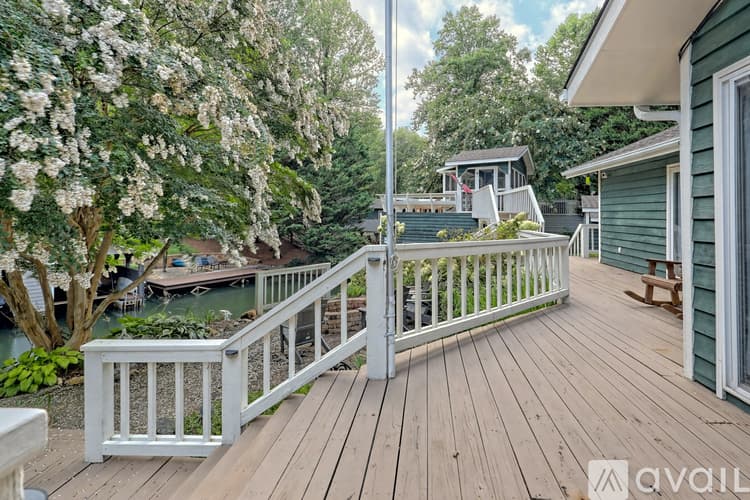 Clayton House: 2057 GA 197
