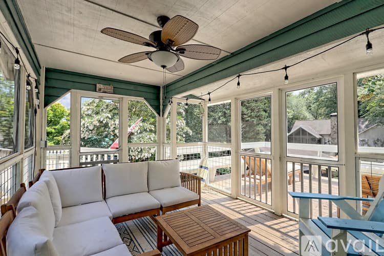 Clayton House: 2057 GA 197