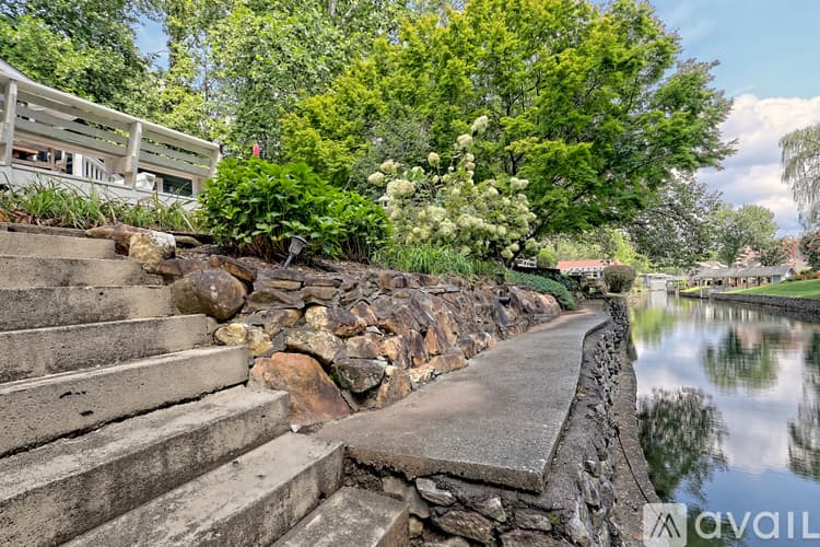 Clayton House: 2057 GA 197