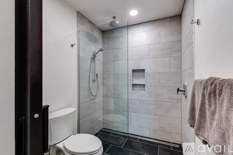 Madison Condo: 211 South Henry Street