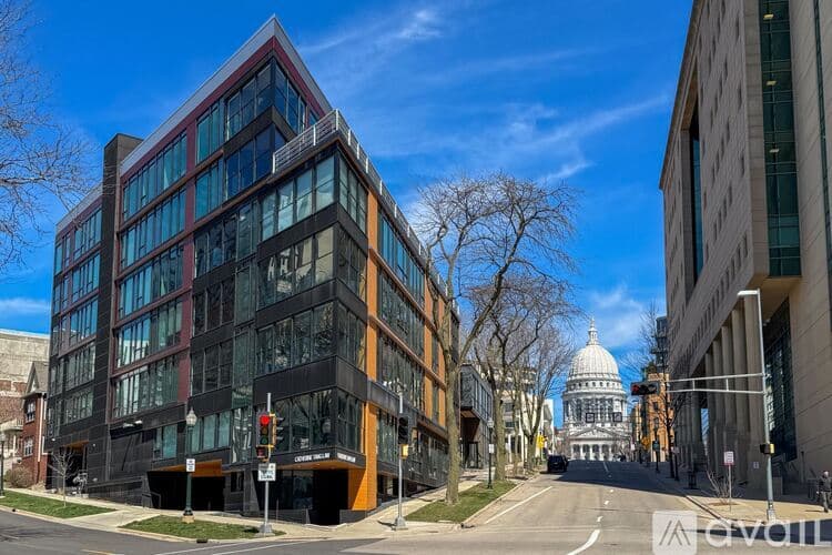 Madison Condo: 211 South Henry Street