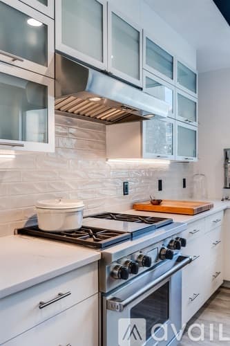 Madison Condo: 211 South Henry Street