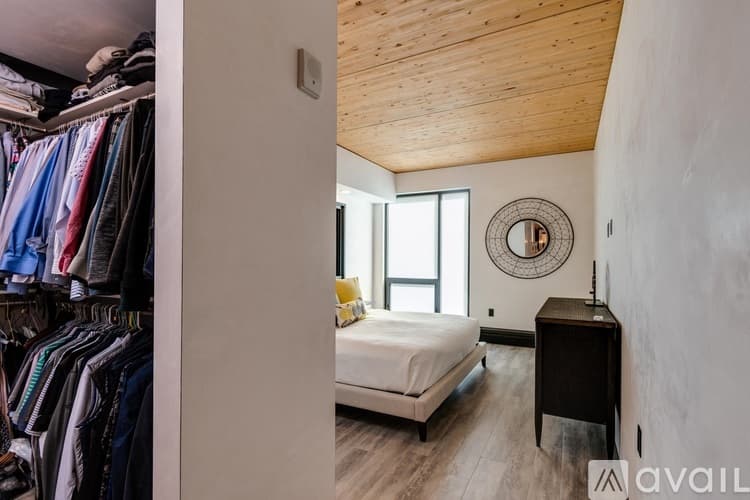 Madison Condo: 211 South Henry Street