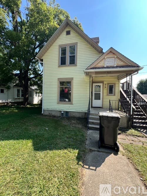 Beloit Apartment: Lincoln Ave