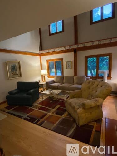 New Marlborough House: 104 Underwood Road