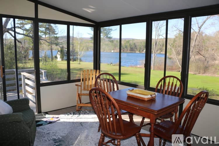 New Marlborough House: 104 Underwood Road