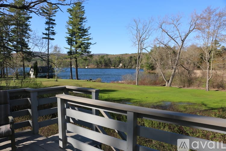 New Marlborough House: 104 Underwood Road