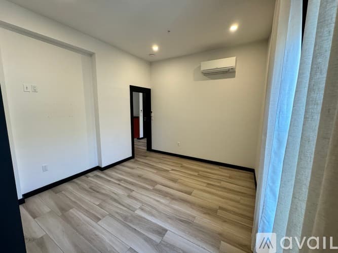 Newark Apartment: 378 Broad Street