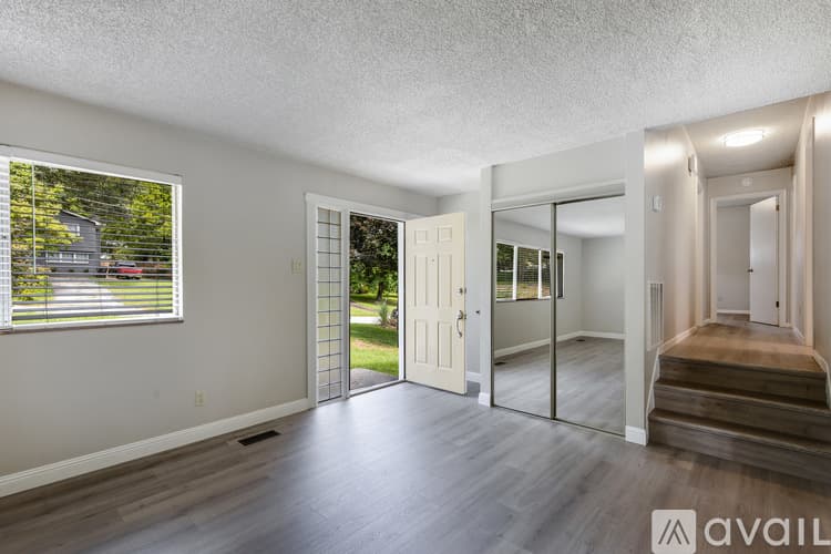 Knoxville House: 1505 Aldenwood Ln
