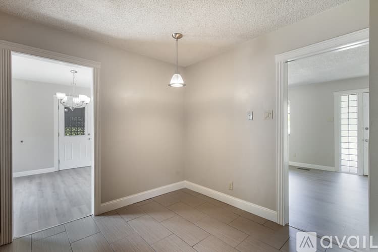 Knoxville House: 1505 Aldenwood Ln
