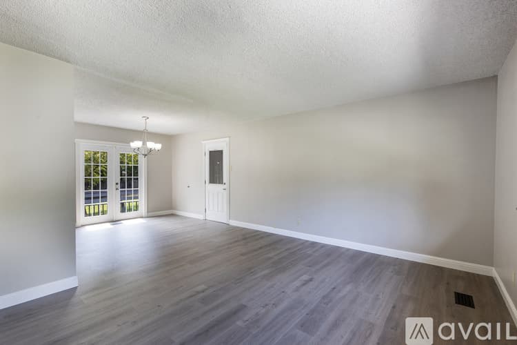 Knoxville House: 1505 Aldenwood Ln