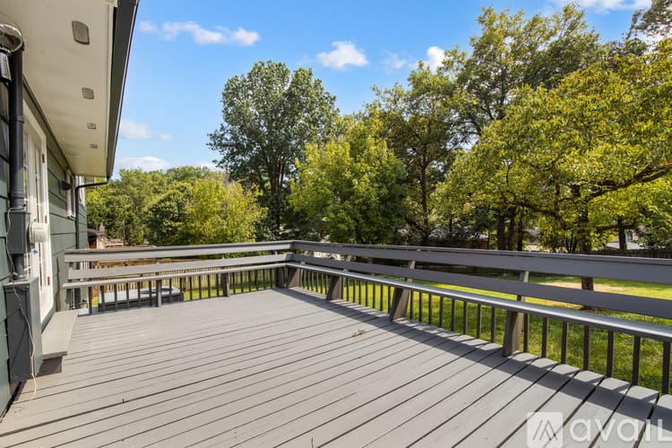 Knoxville House: 1505 Aldenwood Ln