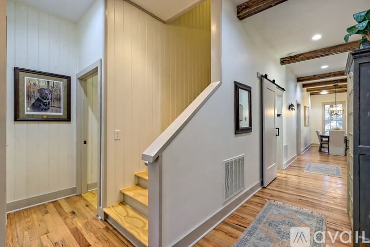 Clayton House: 171 Timpson Cove Rd