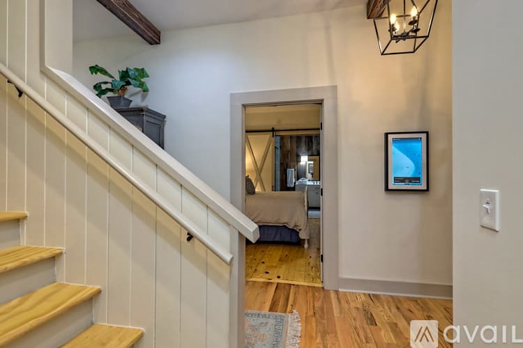 Clayton House: 171 Timpson Cove Rd