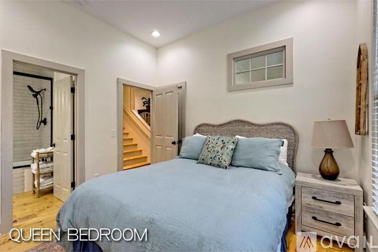 Clayton House: 171 Timpson Cove Rd
