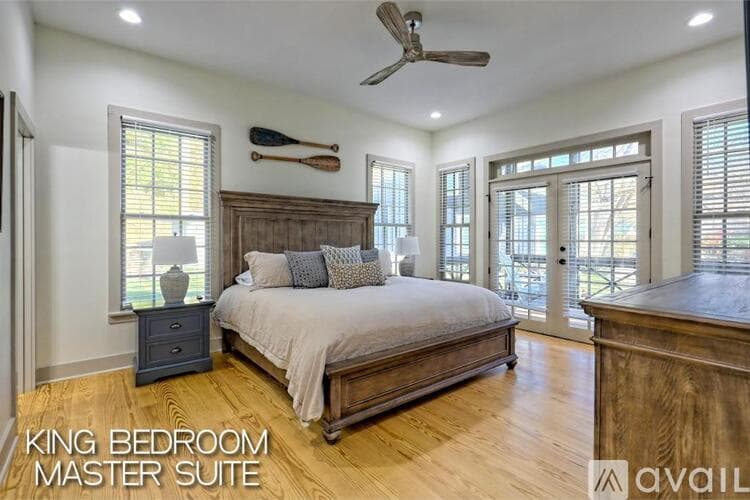 Clayton House: 171 Timpson Cove Rd