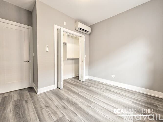 Chicago Condo: 3937 N Janssen Ave