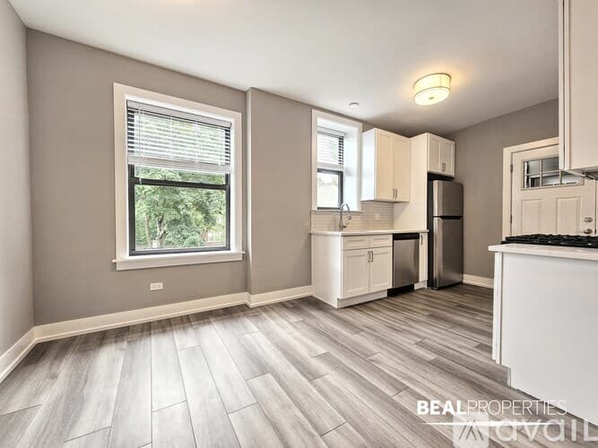 Chicago Condo: 3937 N Janssen Ave