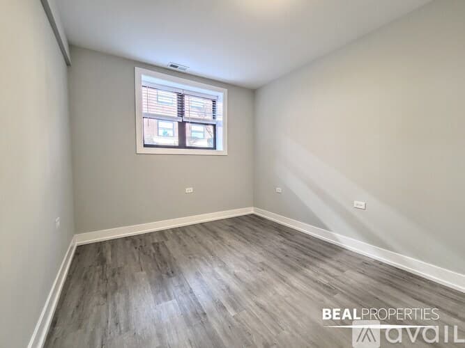 Chicago Condo: 819 W Waveland Ave