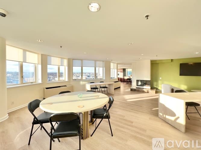 Stamford Apartment: 25 Forest St